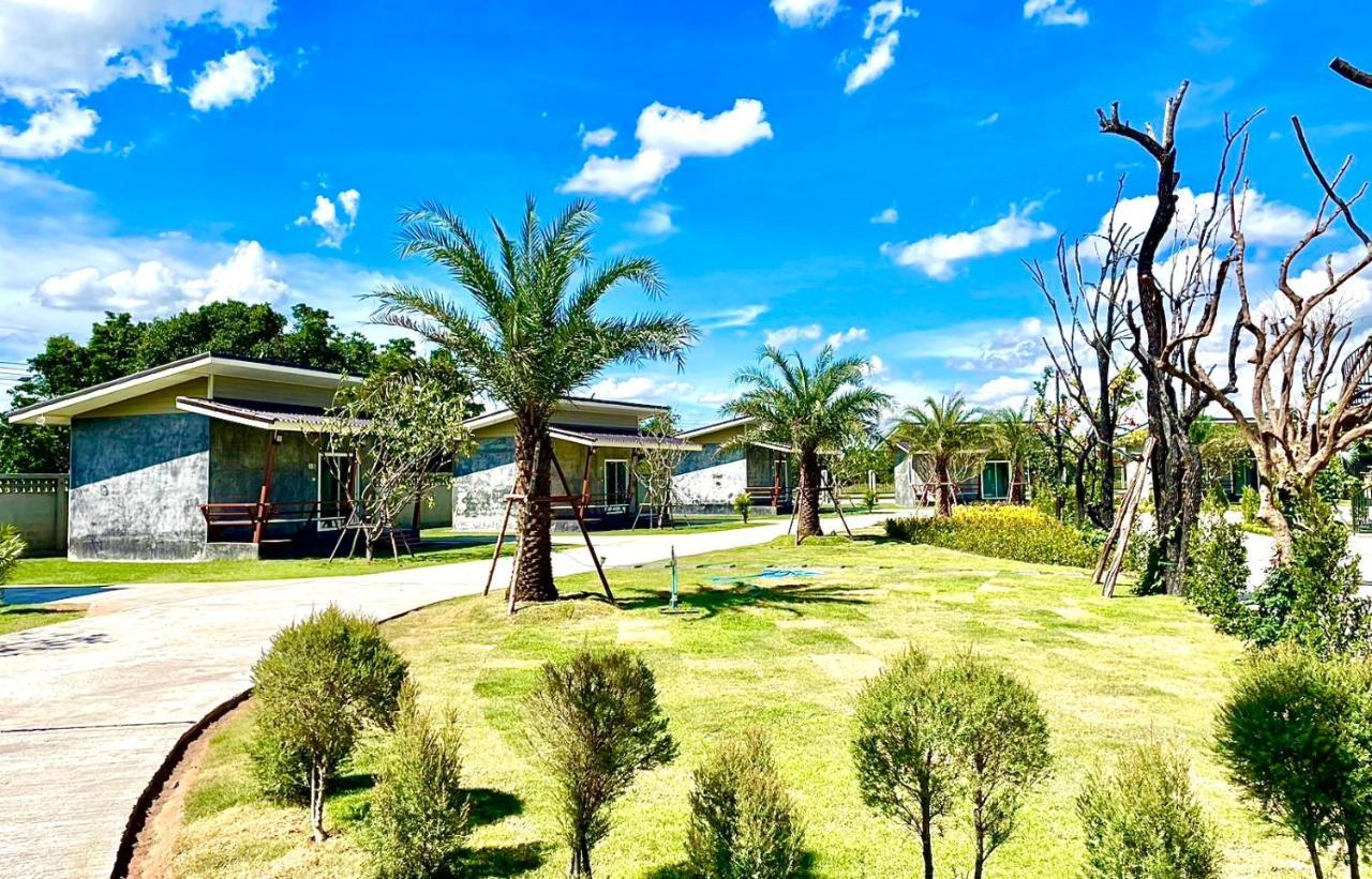 Farm View Resort @Uthai Thani ฟาร์มวิว รีสอร์ท อุทัยธานี Nong Khayang Esterno foto